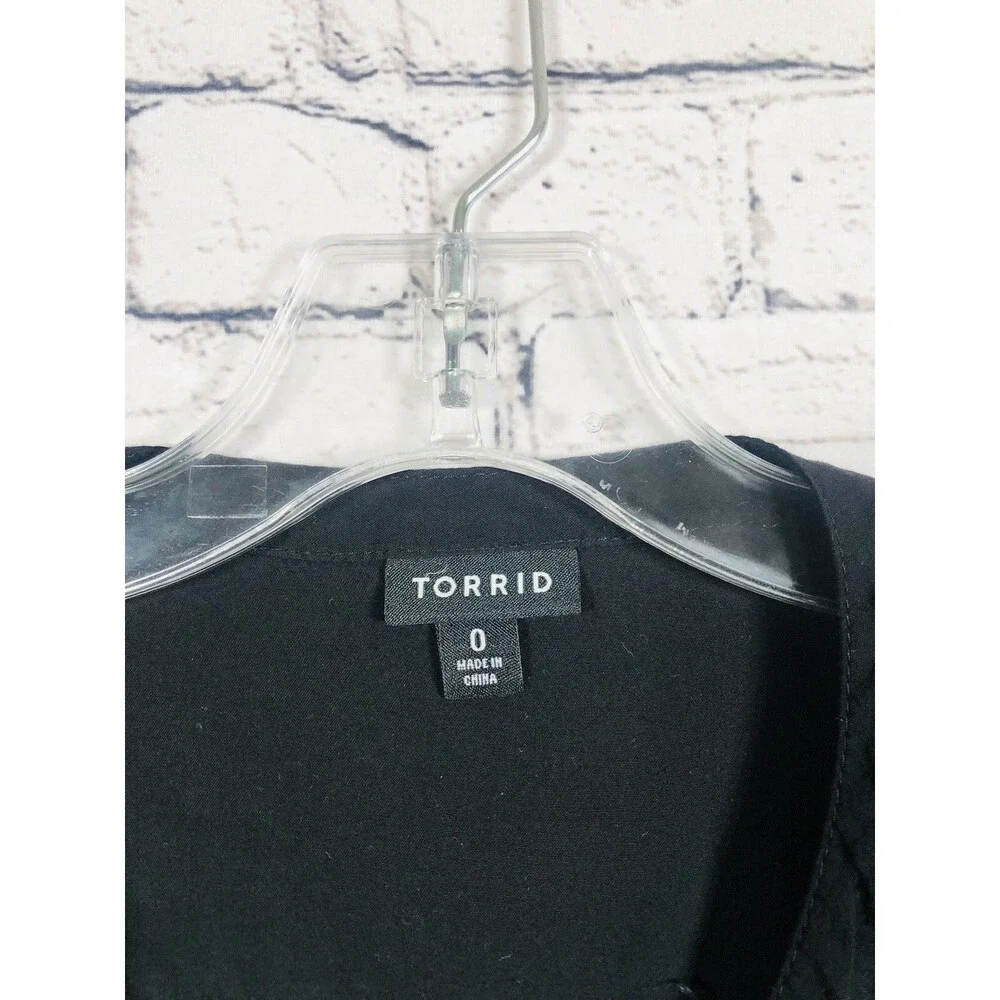 Torrid Women Button Down Blouse Long Sleeve V-Neck Pocket Top Black Size 0